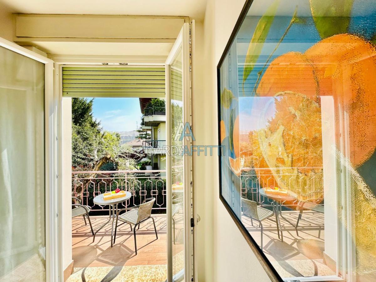 Appartement Ares - Vicino Al Di Garda E Stazione Treno *